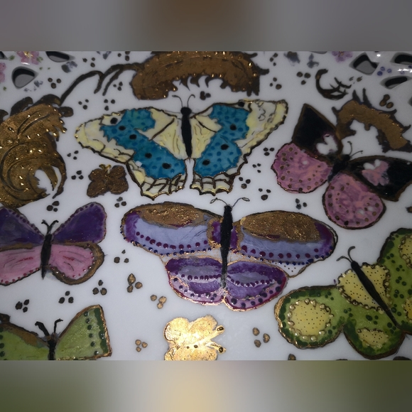 International Porcelain Artists & Teachers Inc. Decorative Dish - Picture 8 of 12